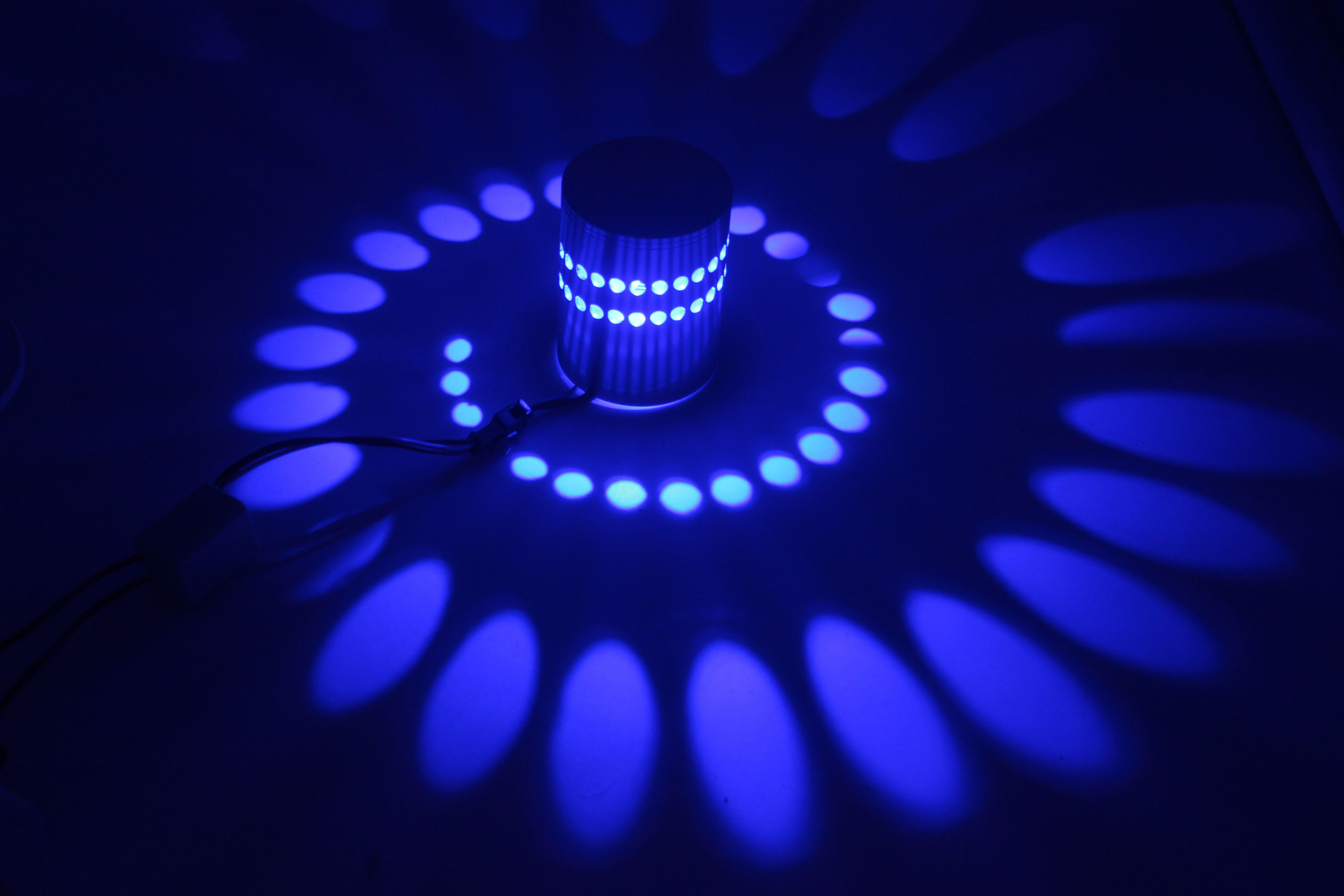 Spiralloch-RGB-LED-Wandleuchte für Innenräume, Heimdekoration, ausgefallene Nachtlichter, Deckenleuchte, Loft-Vogue-Möbel