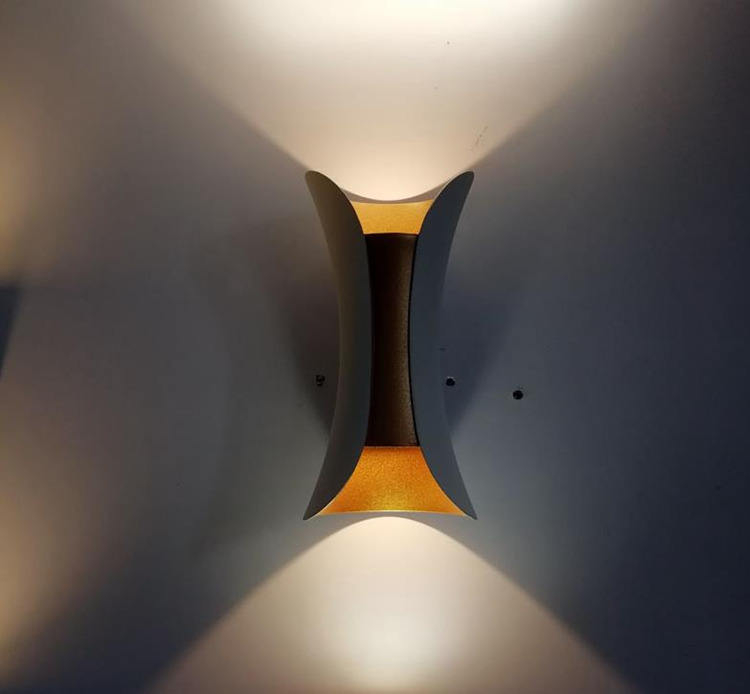 10W große Taille Wandleuchte moderne Mode Outdoor-LED-Wandleuchte IP65 wasserdichte Wandleuchte für Garten- und Hofdekoration 