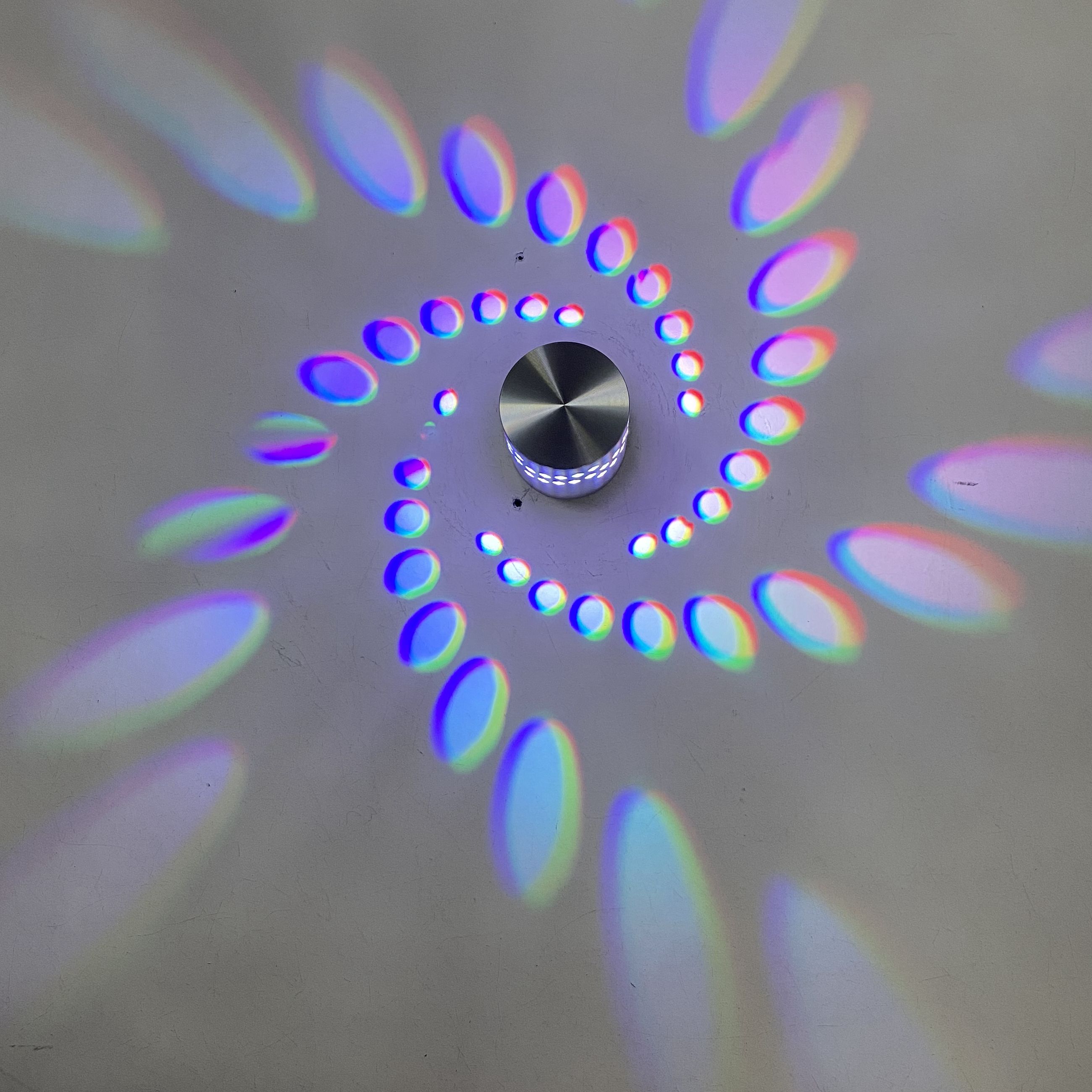 3W RGB-Blumen-LED-Wandleuchte, Wandmontage, ferngesteuertes Nachtlicht, Spiralloch-LED, schöne dekorative Wandleuchte 