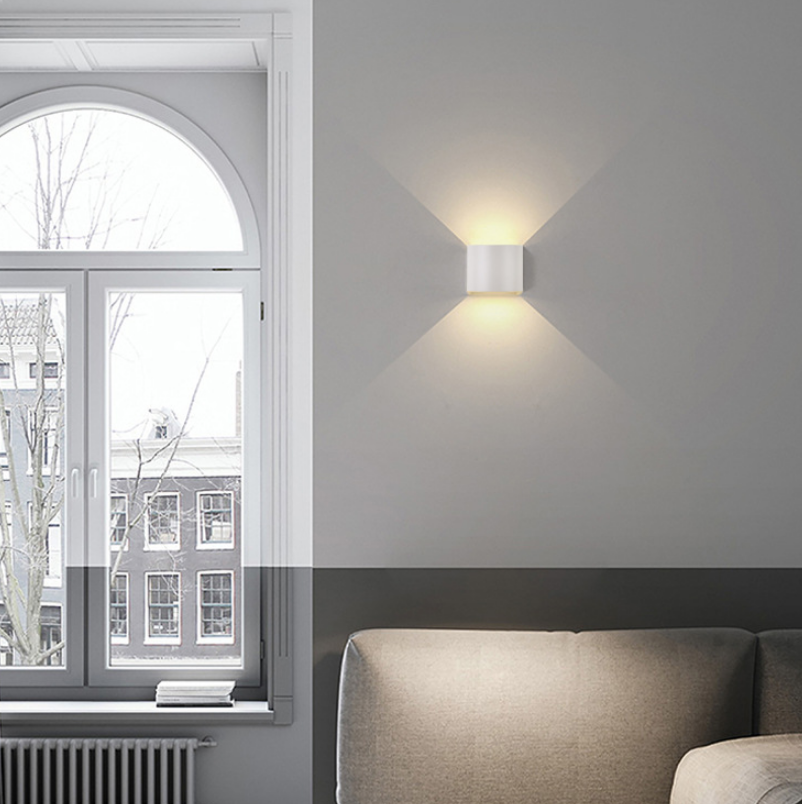 6W 12W Dekoratives LED-Licht, moderne halbrunde wasserdichte Wandleuchte für den Außenbereich, nach oben und unten gerichtete Wandbeleuchtung, dimmbares Licht