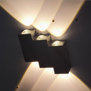 Dekorative LED-Licht-wasserdichte Treppen-Wandleuchte und modernes Außennachtlicht. Außen-LED-Wandleuchte, wasserdichte Wand