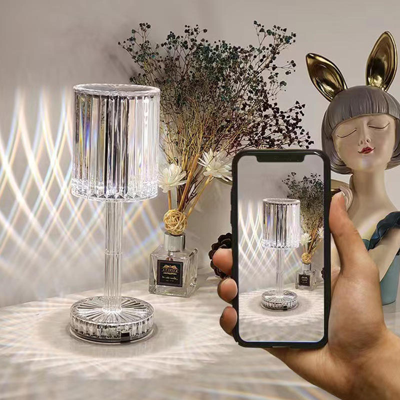 Ausgefallene Nachtlichter, LED-Nachtlicht, italienischer Designer, Kristall-Tischlampe, moderne Mode, USB-Aufladung, romantisches Geschenk, Nachtlicht, Blumen-LED-Tischleuchte