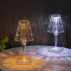 Spanische Rose Kristall Tischlampe Schlafzimmer USB Lade Schreibtischlampe Nachttisch Romantisches Nachtlicht Blütenblatt Atmosphäre Geschirr Innen Mehrfarbig