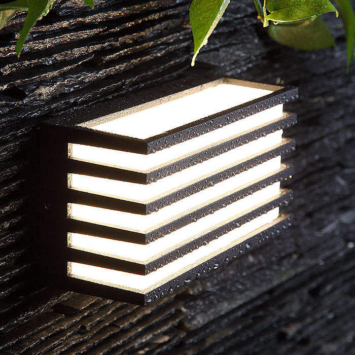 Neue wasserdichte moderne LED-Wandlampen für den Außenbereich, lange Acryl-Wohnzimmer-Schlafzimmer-Gang-Veranda-Schwarz-Innenbeleuchtung