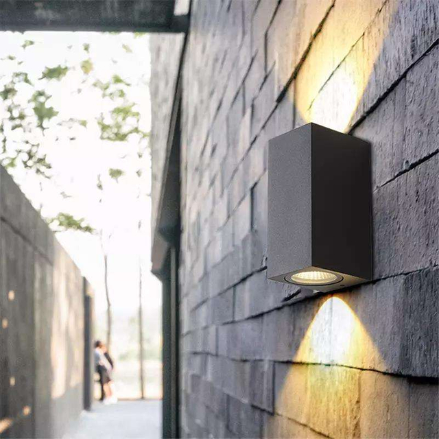 12W quadratische wasserdichte Doppelkopf-Wandlampe, einzigartige Nachtlampe, wasserdichte IP65-Wandlampe für die Garten- und Hofdekoration