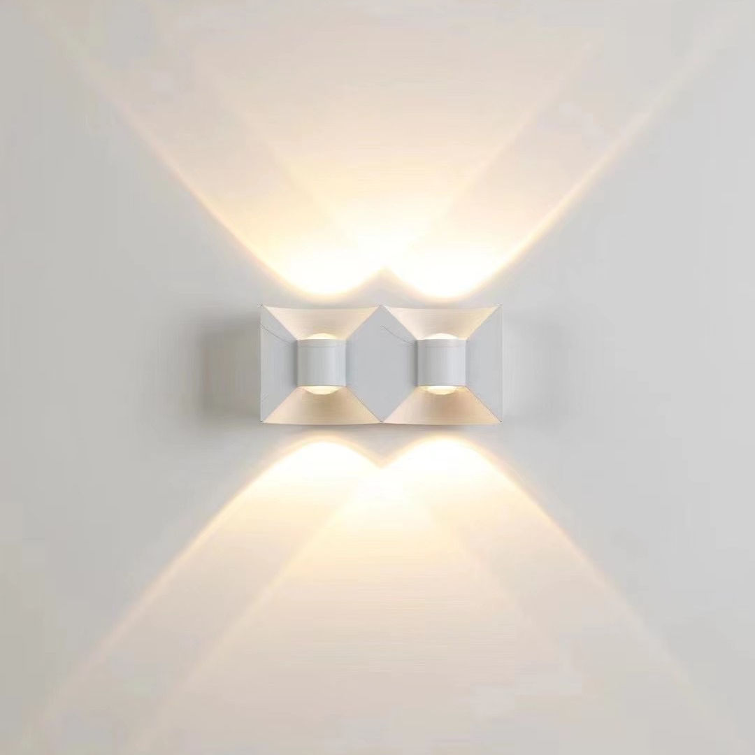 6W 12W Dekorieren Sie moderne, zeitgenössische Garten-Aluminium-Außenwandleuchten mit LED-Wandleuchten
