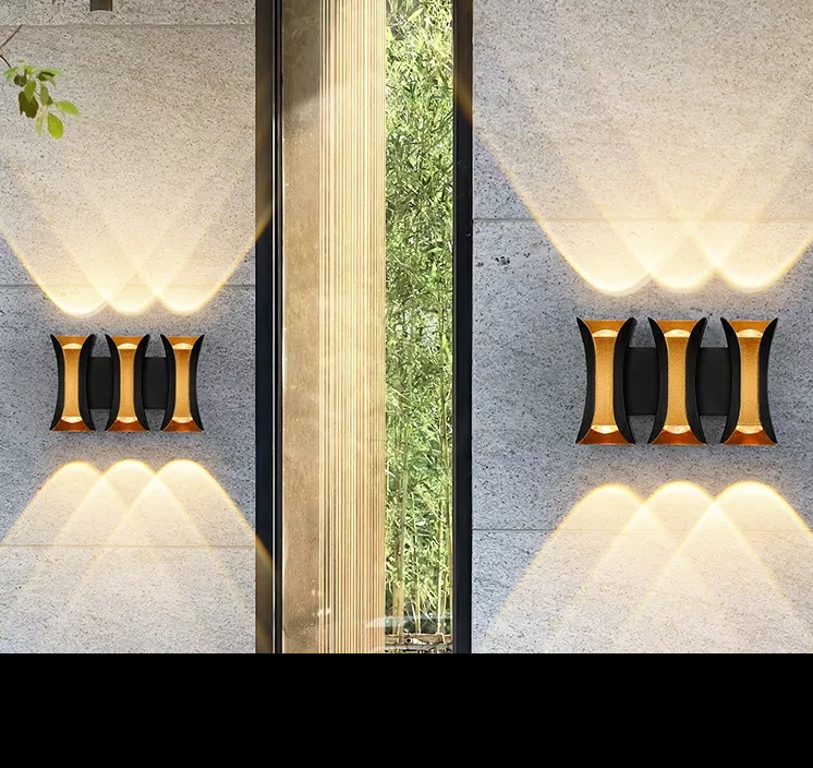 Neue wasserdichte LED Wandleuchte Outdoor Indoor Balkon Aluminium Veranda Gartenleuchte Villa Wandleuchte Leuchte