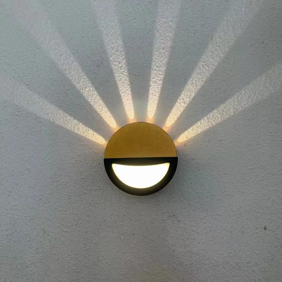 Outdoor-LED-Wandlaterne, nordische Luxus-Bauernhaus-Wandleuchte, Außenwandleuchte