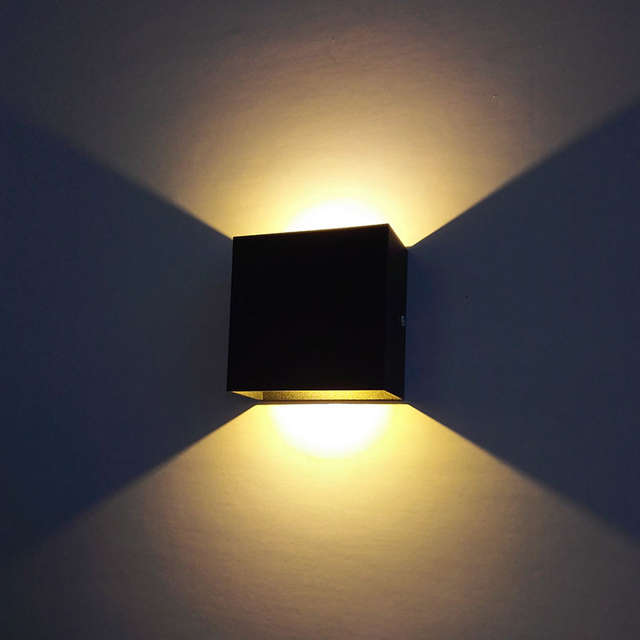 Led-Aluminium-Wandleuchte für den Innen- und Außenbereich, einfache lichtemittierende dekorative Nachttisch-Wandleuchte