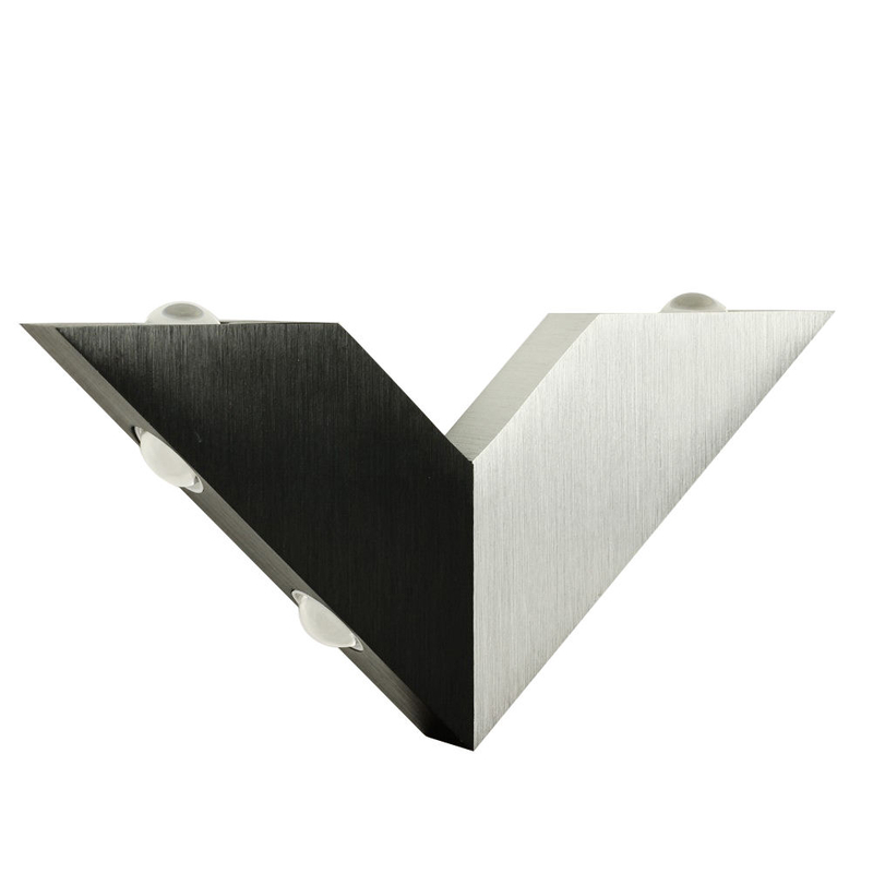 Neue moderne dreieckige Aluminium-Innenwandleuchte mit 6 LEDs in V-Form